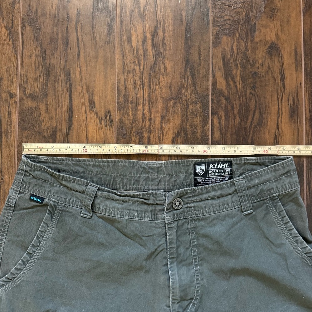 Kuhl Size 34 Carbon Gray Cargo Shorts - Picture 8 of 9